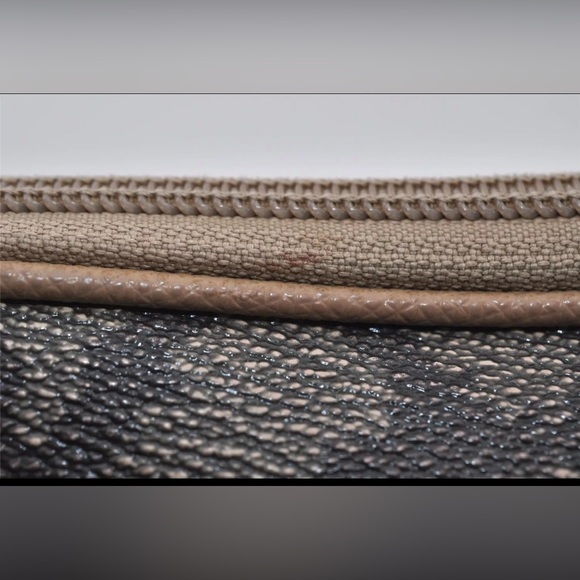 YVES SAINT LAURENT Clutch Hand Bag Purse PVC Leather Gray 2289I - Picture 9 of 15